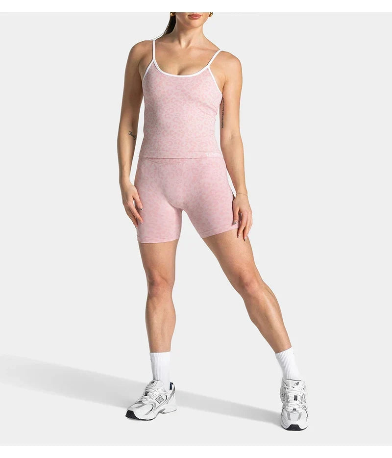 Stretchy women&
