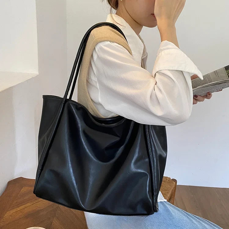 Tote Bag Texture Large Capacity Everyday Carry, Commuting Friendly Autumn Winter 2026 Trend