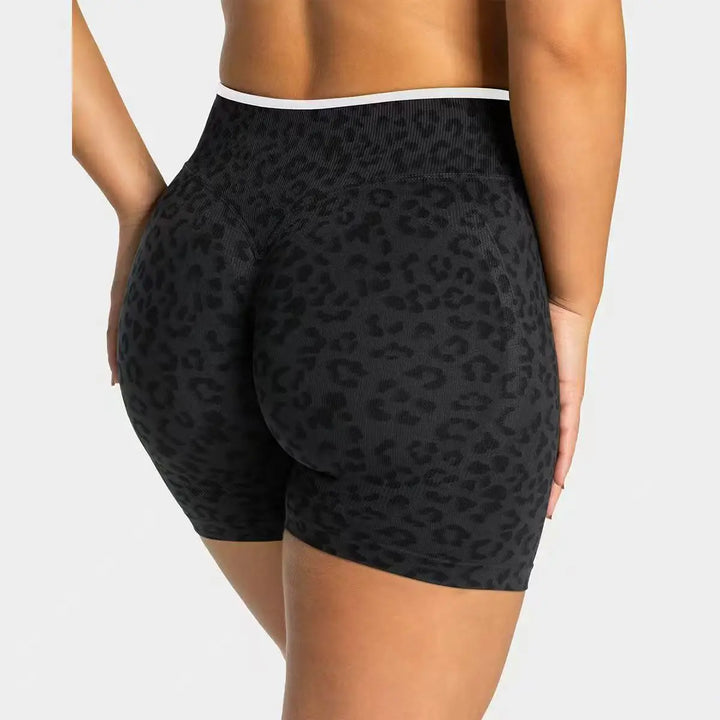 Stretchy women&