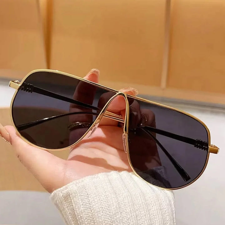 Sunglasses Oversize Square Gradient Alloy Frames Vintage Driving Shades Fall 2026 Casual Everyday Look