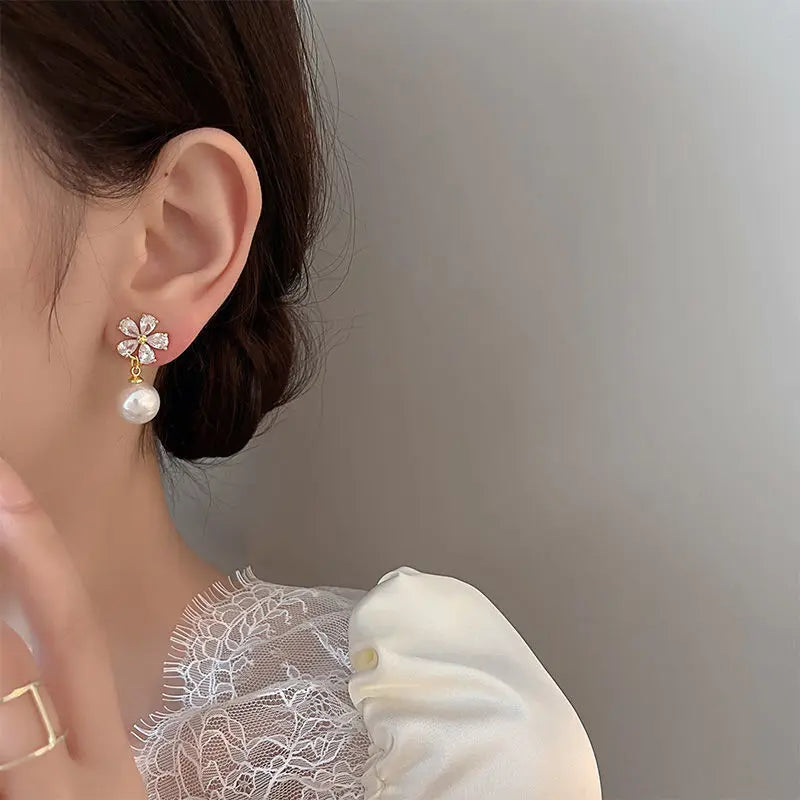 Crystal Flower Earrings Pearl Drop Gold Tone – Korean Style Party Jewelry, Fall 2026 Gift Idea