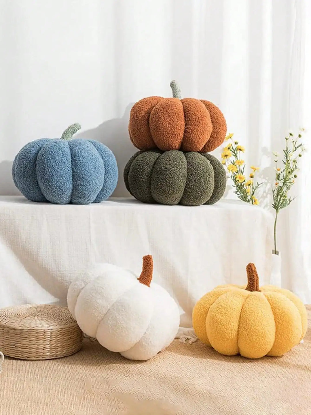 Plush Pumpkin Cushion – Cozy Sherpa &amp; Boucle Throw Pillow for Fall &amp; Halloween Home Decor, Ideal Gift for Kids and Babies