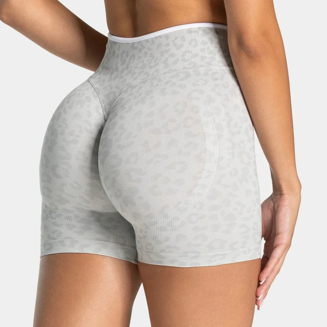Stretchy women&