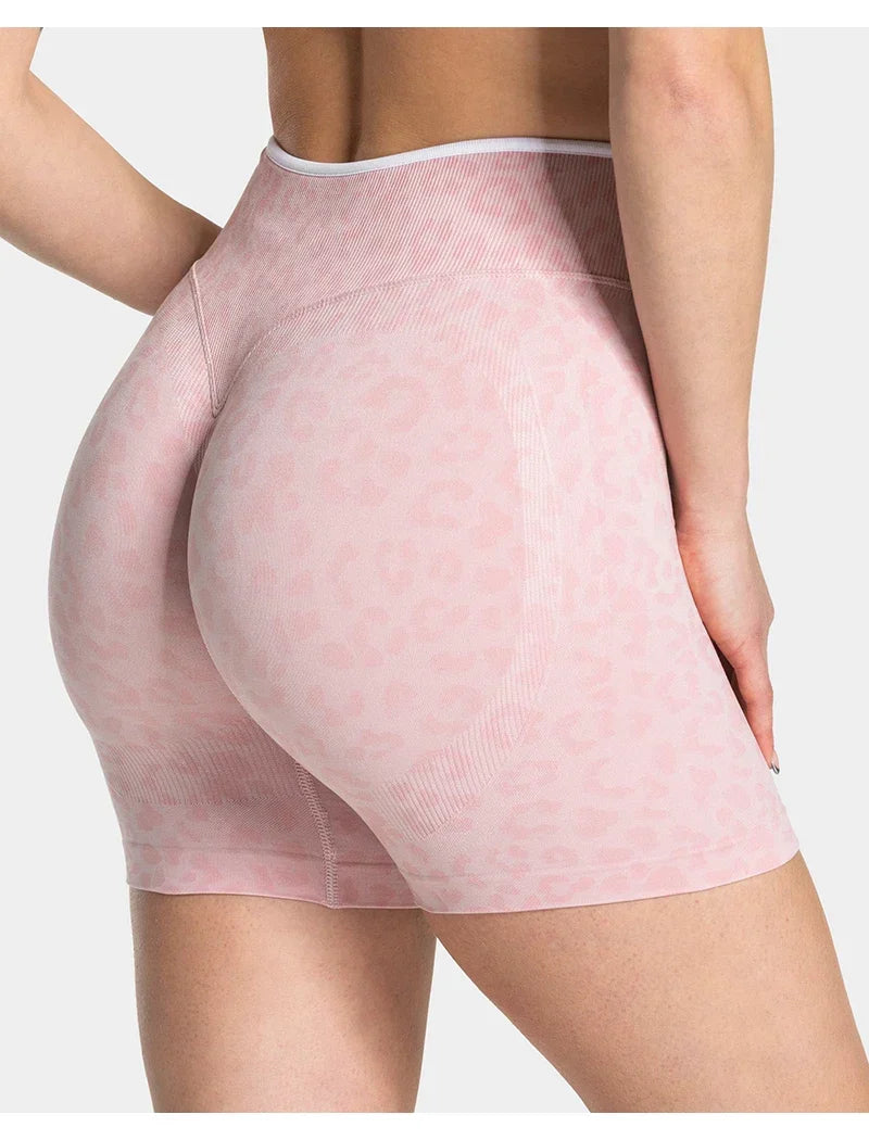 Stretchy women&