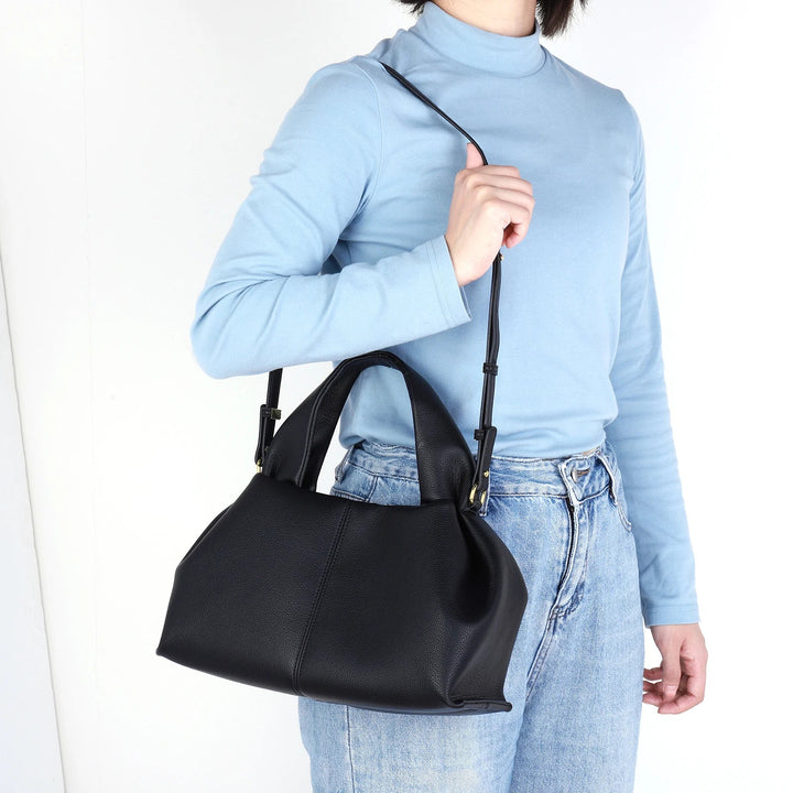Fashion Clouds Shoulder Bag PU Leather Retro Crossbody Bag for Ladies, Perfect Lunchbox Tote