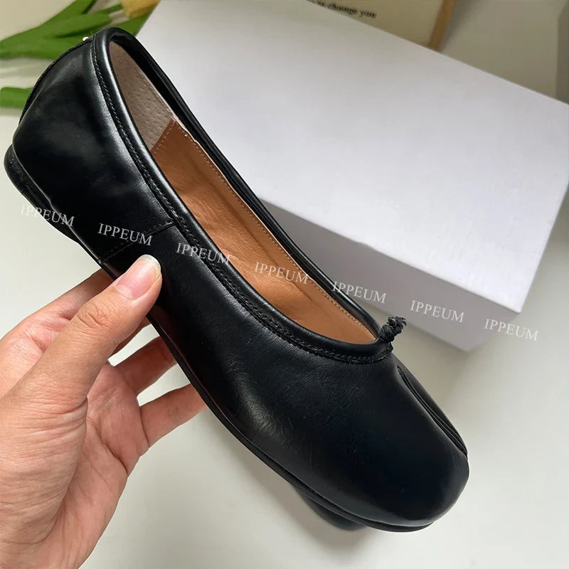 Lightweight Womens Split Toe Ballet Flats - Mary Jane, PU