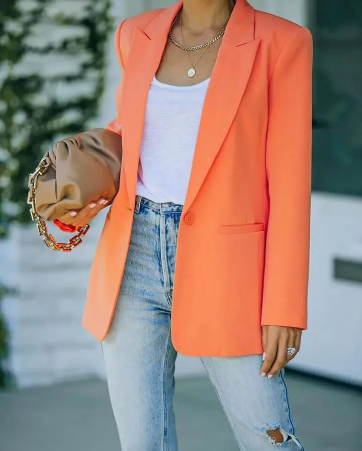 Stylish women’s blazer – tailored fit, soft fabric, for office wear