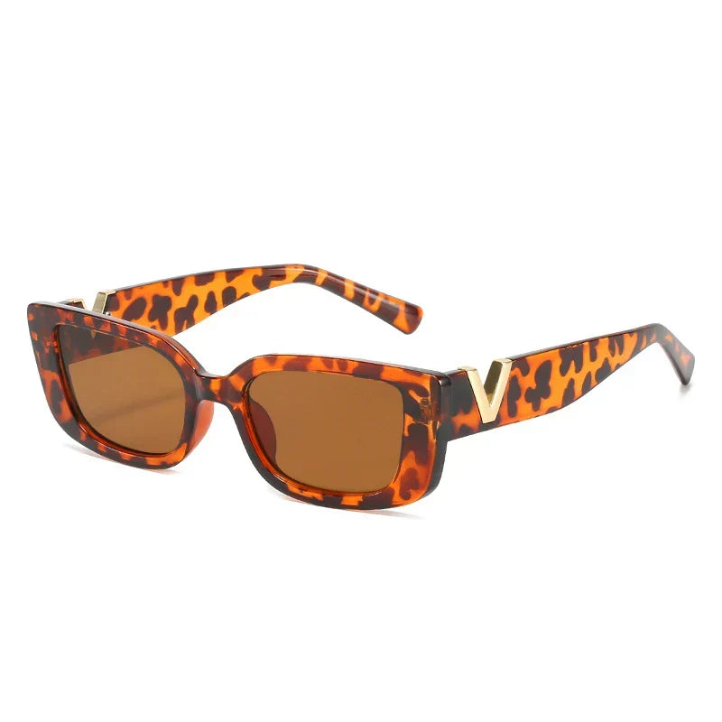 Lightweight women’s square sunglasses – retro metal design, for everyday wear