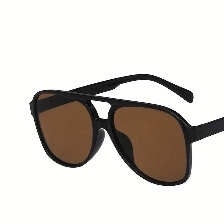 Oversized women’s retro sunglasses – bold design, plastic, for summer