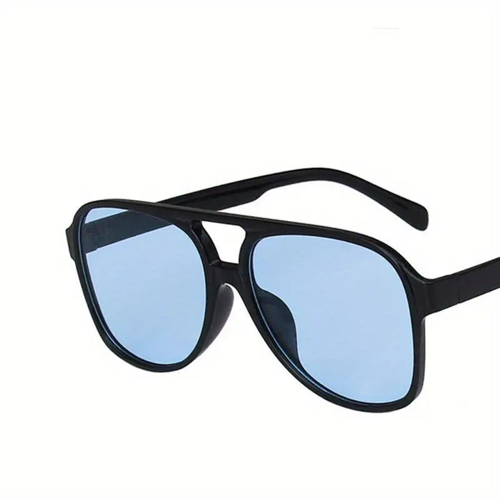 Oversized women’s retro sunglasses – bold design, plastic, for summer