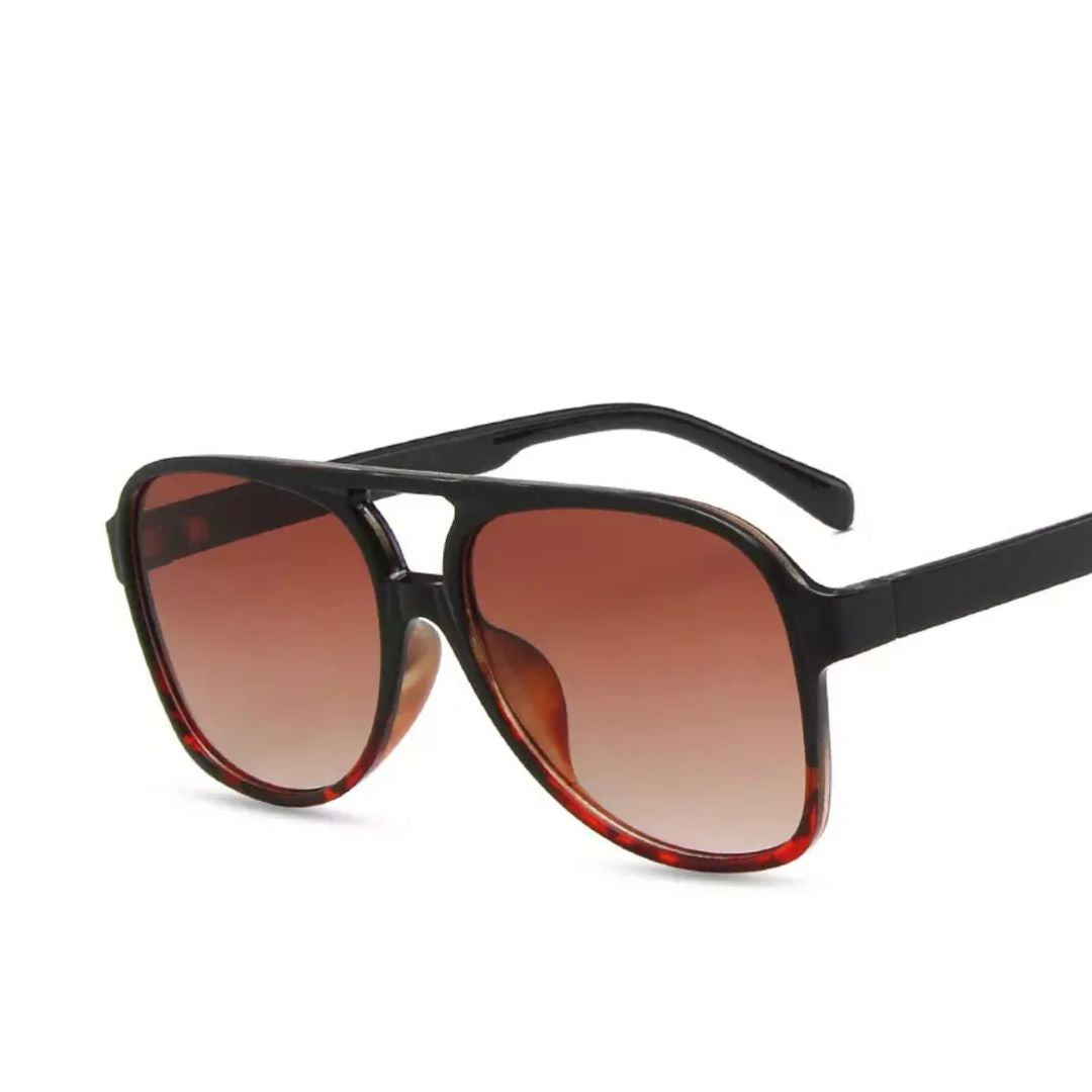 Oversized women’s retro sunglasses – bold design, plastic, for summer