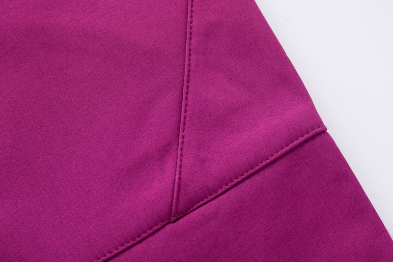 Waterproof &amp; Breathable women’s hiking pants – elastic fit, durable material, for trekking and outdoor activities