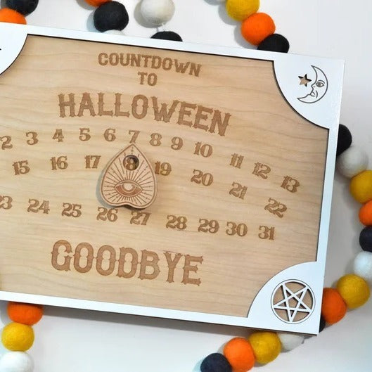 Halloween Countdown Calendar Rustic Wall Decor 2025