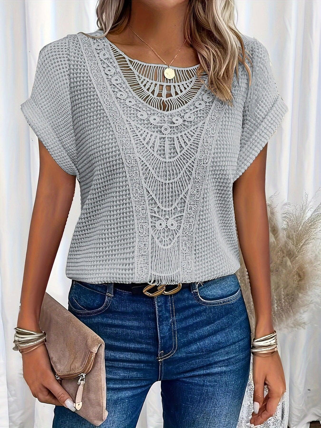 Elegant Knitted Women&