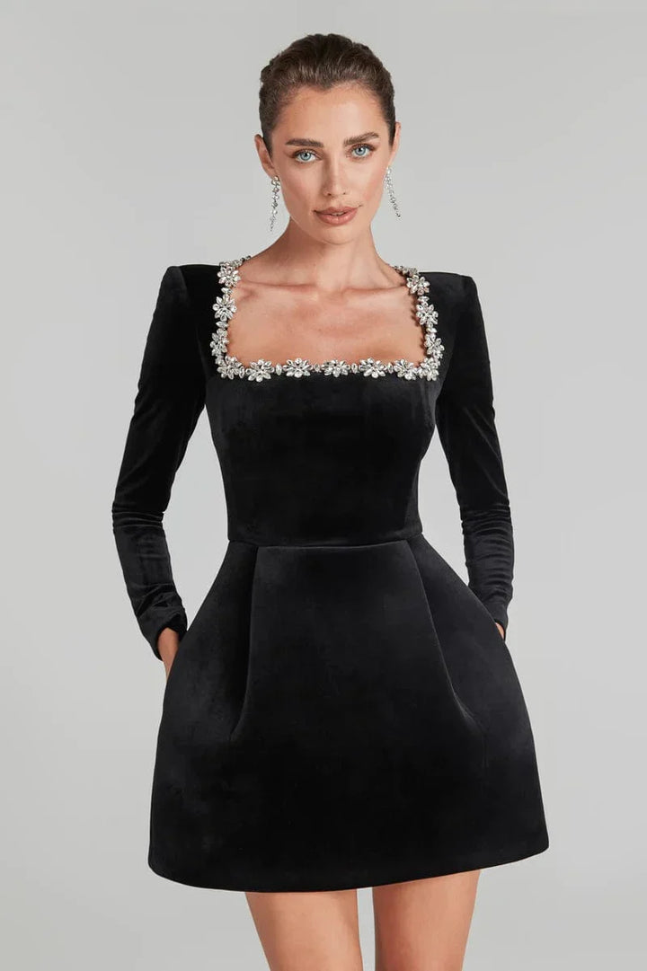 Fitted and Flattering Women&