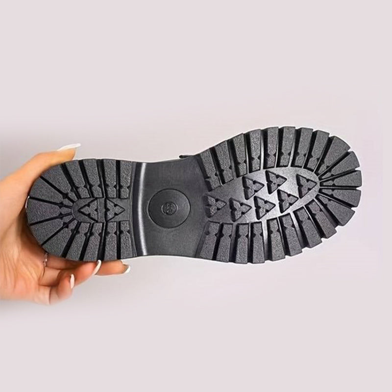 Thick Platform Moccasins for Women with 4.5 cm Padded Sole, Slip-On Design, Comfortable and Supportive Moccasin Slippers
